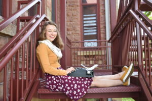 girl with typewriter